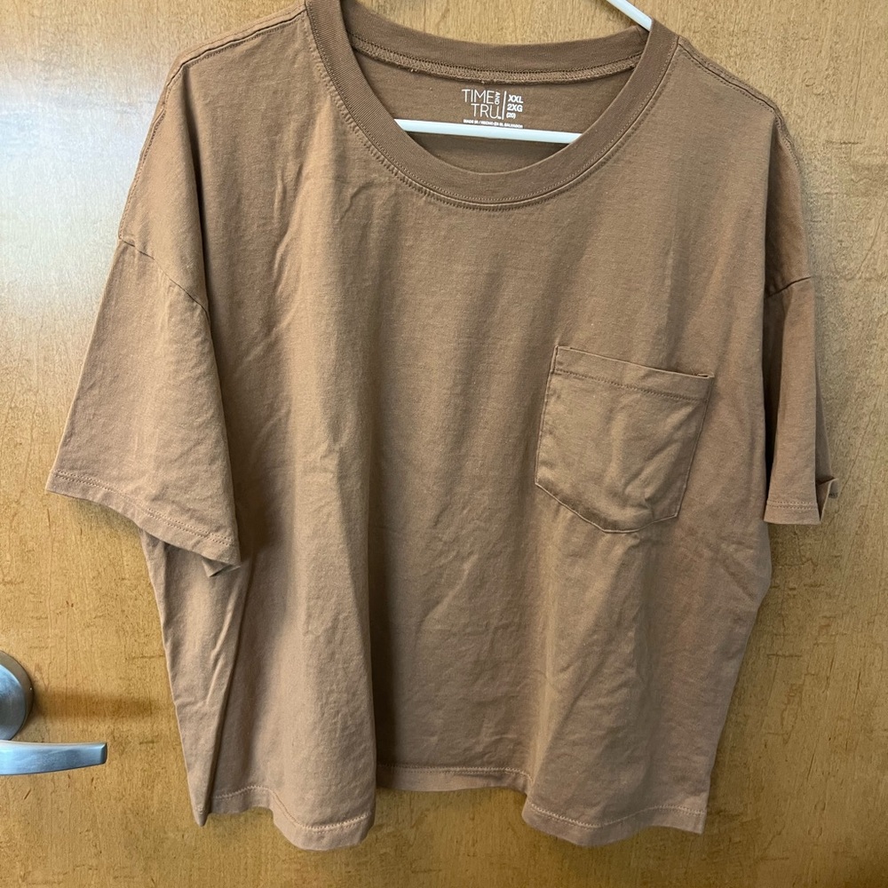 Time and tru short sleeve tee